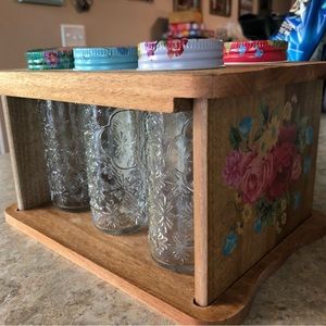 Pioneer Women Solid wood spice rack, beautiful colors and flowers!